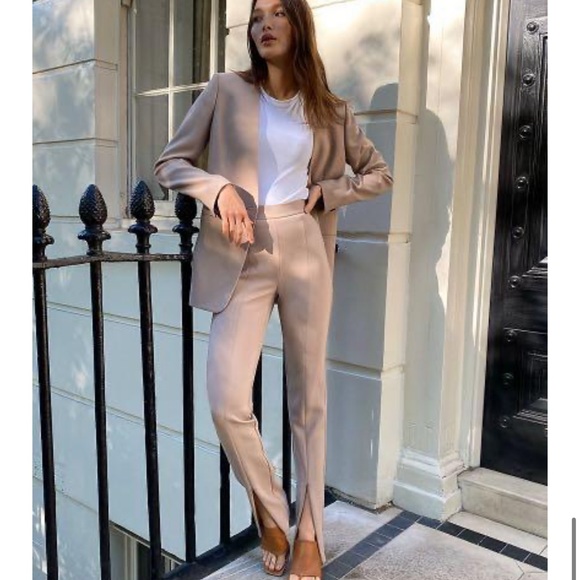 Babaton “Rockwell” Pants - NWT! - Picture 2 of 9